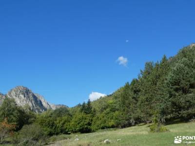 Valle Aran-Aigüestortes,San Mauricio:actividades de nieve material necesario para senderismo agencia